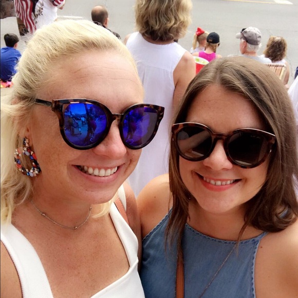 Meet your Posher, Brittney - Picture 7 of 8